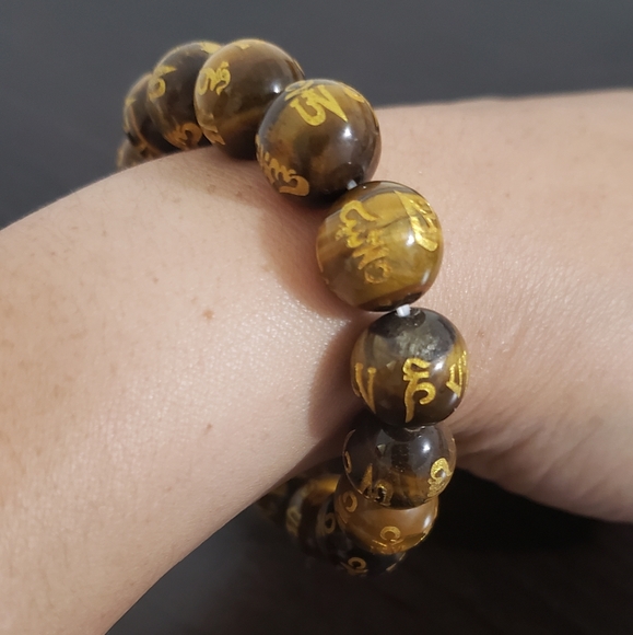 ❣Tiger's Eye Mantra Bracelet 💖 - Picture 4 of 4